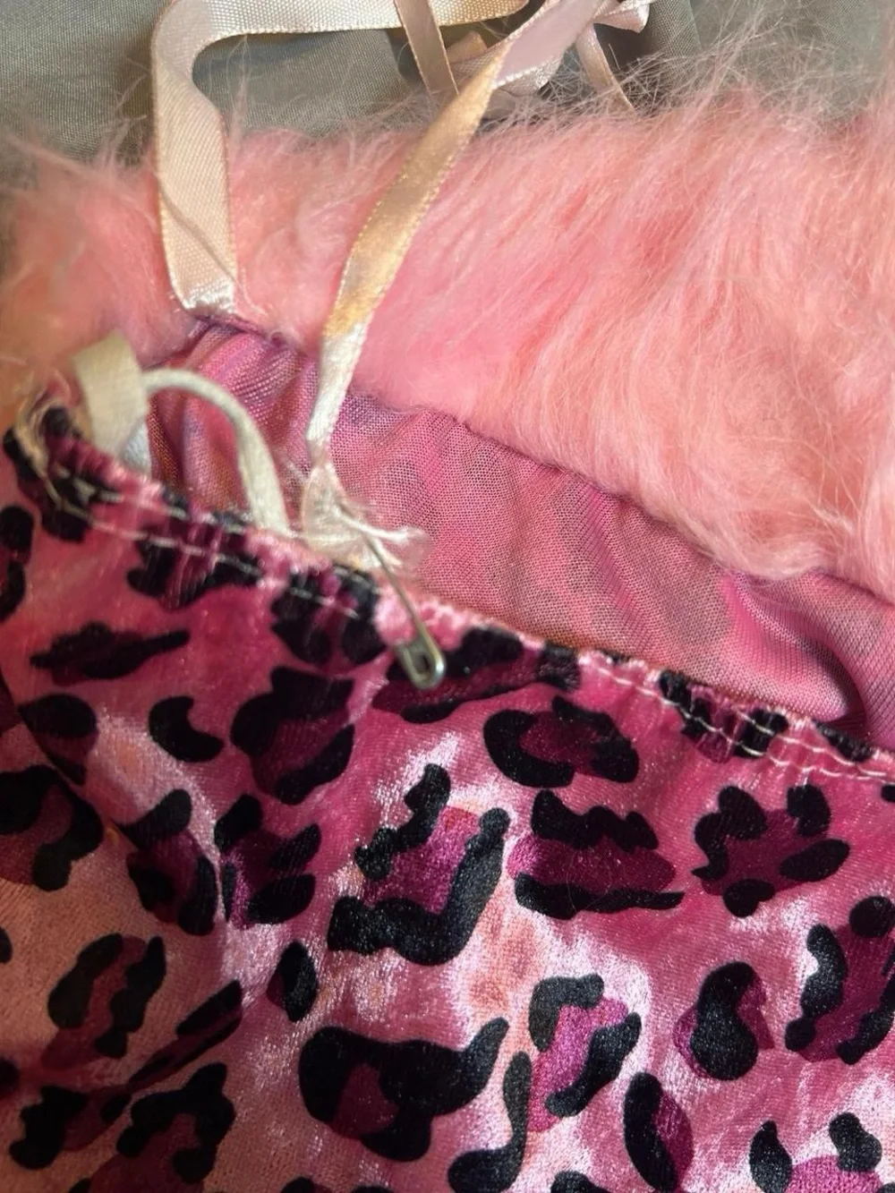 California Costumes pink leopard